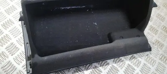 Toyota RAV 4 (XA30) Glove box 5555042050