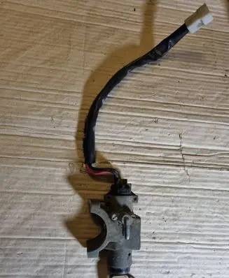 Mercedes-Benz 100 W631 Ignition lock