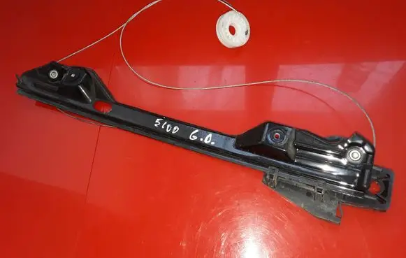 Skoda Fabia Mk1 (6Y) Rear window lifting mechanism without motor R114886