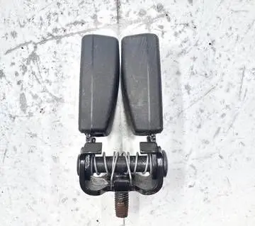 Ford Focus Middle seatbelt buckle (rear) PBM51613K21BB