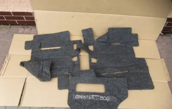 Mercedes-Benz Sprinter W906 Front floor carpet liner 