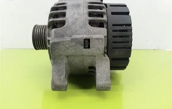 Peugeot 307 Generator/alternator 9642879780