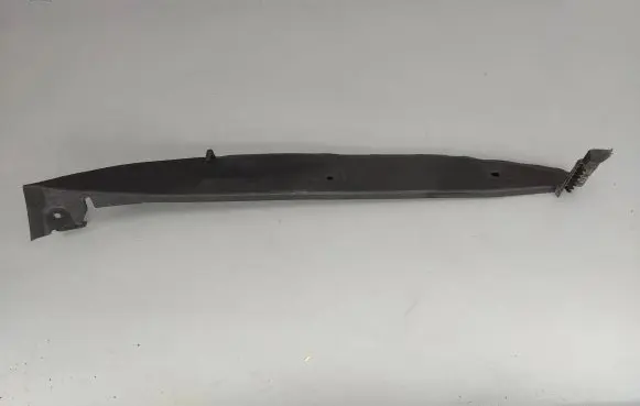 Porsche Macan (95B) Fender end trim 95B854778B