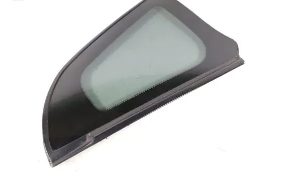 Nissan 350Z Rear side window 83306-CD000