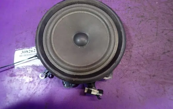 Audi A4 S4 B6 8E 8H Front door speaker 8E0035411