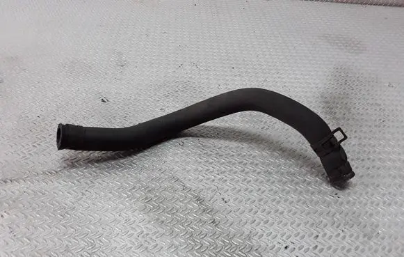 Toyota Avensis Verso Engine coolant pipe/hose
