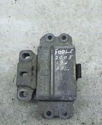 Volkswagen Golf V Engine mount bracket 1K0199555
