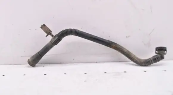 Volkswagen Transporter - Caravelle T5 Breather hose/pipe 7H0129653
