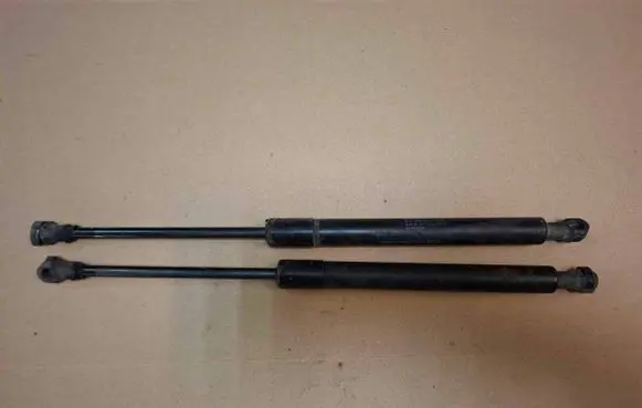 Volvo S80 Tailgate/trunk strut/damper 9483297