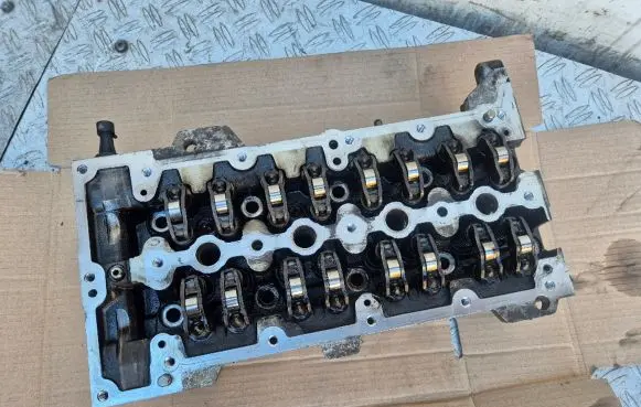 Opel Corsa D Engine head 55206388 A869 A8691342