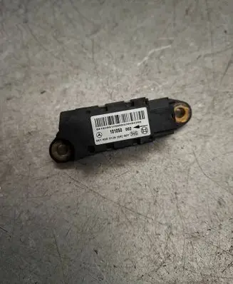 Mercedes-Benz E W211 Airbag deployment crash/impact sensor 0018209126 101050002