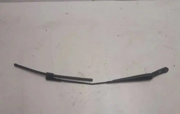 Volkswagen Jetta V Windshield/front glass wiper blade 