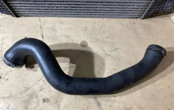 Ford Focus Intercooler hose/pipe 6M516K863JA