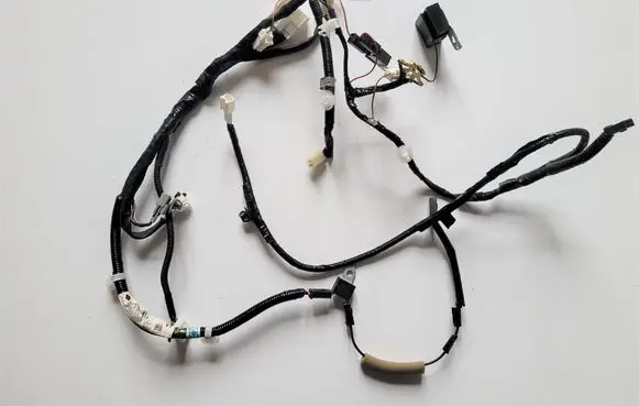 Nissan Leaf I (ZE0) Tailgate/trunk wiring harness 240523NA1A