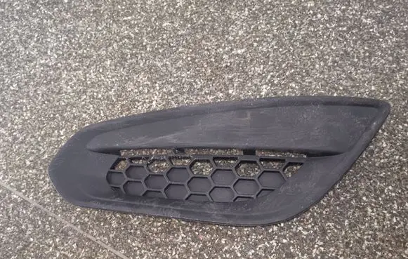 Volvo S60 Front bumper lower grill 31294129