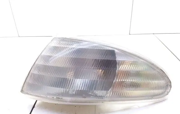 Ford Mondeo MK I Front indicator light 93BG13369AB