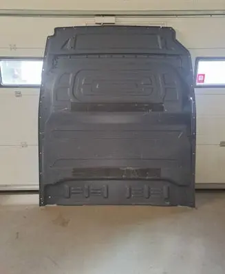 Mercedes-Benz Sprinter W907 W910 Partition between cabin 