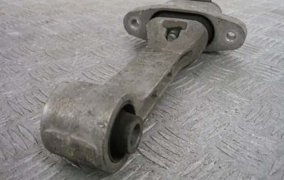 Hyundai H-1, Starex, Satellite Engine mount vacuum valve 21950D3000