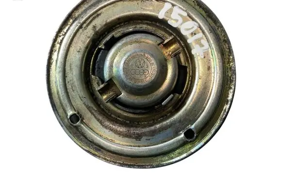 Volkswagen Transporter - Caravelle T3 Fuel tank cap 251201551