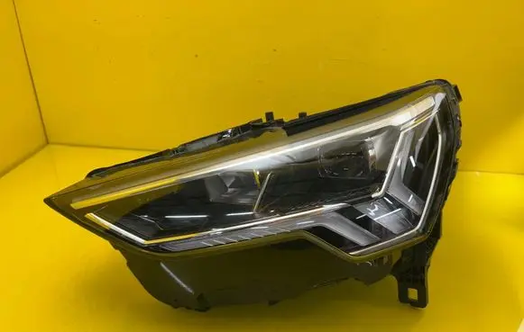 Audi RS Q3 Headlight/headlamp 83A941033