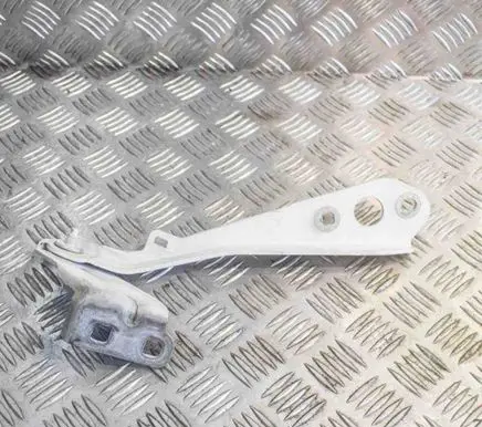 Engine bonnet/hood hinges