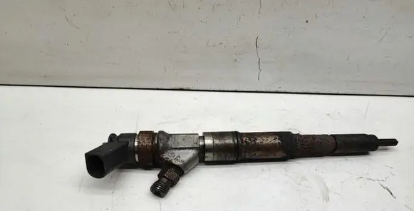 BMW 5 E60 E61 Fuel injector 7794435 0445110209
