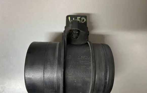 Volkswagen Touran I Mass air flow meter 074906461B 0281002461