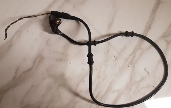 Mercedes-Benz ML W163 ABS brake wheel speed sensor A1635400717