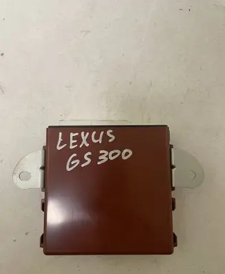Lexus GS 300 350 430 450H Door control unit/module 8922230120