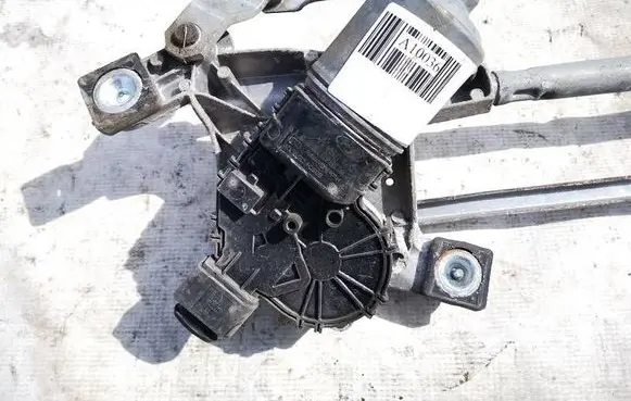 Ford Mondeo MK IV Wiper motor 7s7117508aa