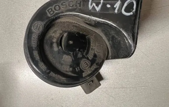 Volkswagen Golf V Horn signal