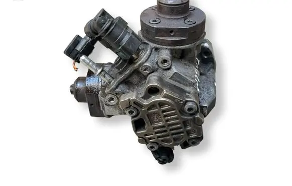 Land Rover Discovery 4 - LR4 Fuel injection high pressure pump 0445010614 9X2Q9B395CA