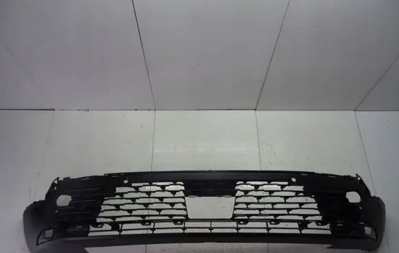 Front bumper lip