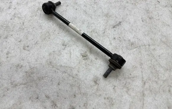 Tesla Model Y Front anti-roll bar/stabilizer link 118839600B ARBD223610008300