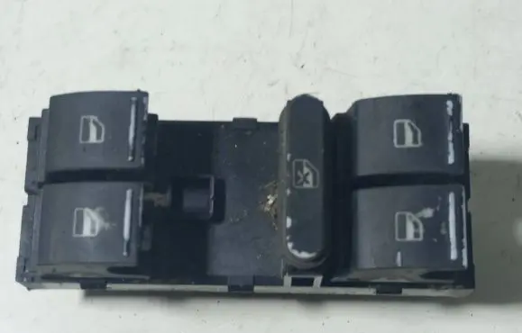 Volkswagen PASSAT B6 Electric window control switch 1K4959857