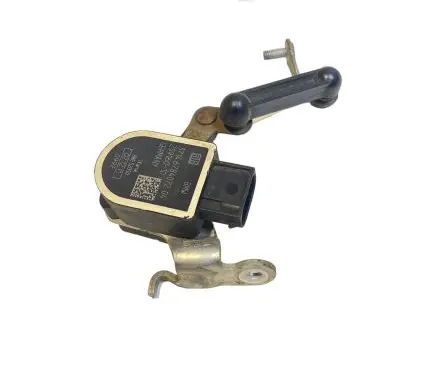 Headlight/headlamp level sensor