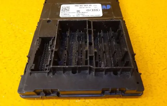 Audi A8 S8 D5 Central body control module 4N0907063JD