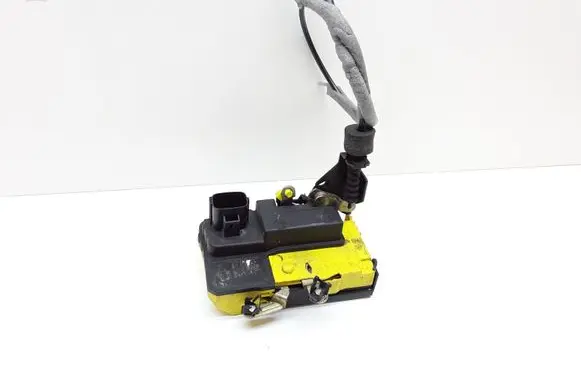 Volvo XC90 Front door lock