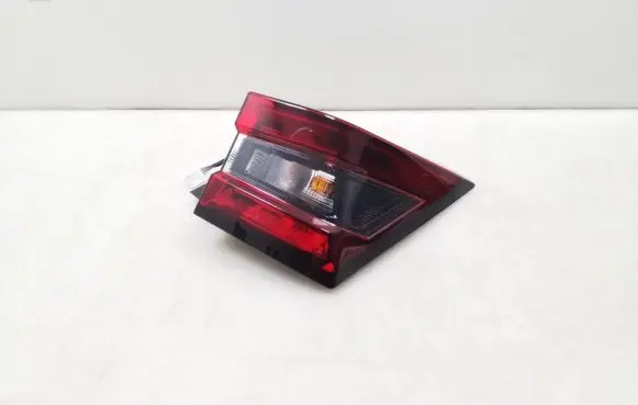 Nissan Juke II F16 Rear/tail lights 265506PA0A