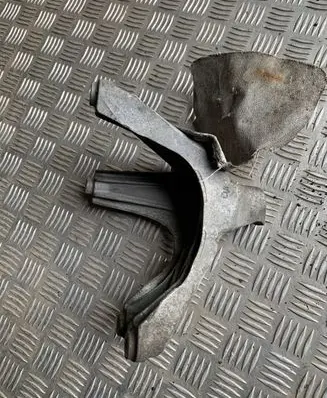 Audi A4 S4 B8 8K Engine mounting bracket 8K0199308BE 8K01993083E 8K0199308