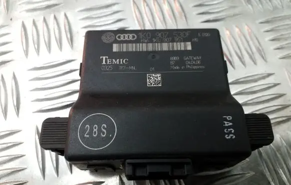Volkswagen Golf V Other control units/modules 1K0907530F