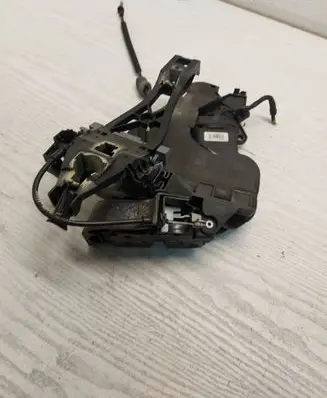 Volvo S40 Rear door lock 30753675 4385N