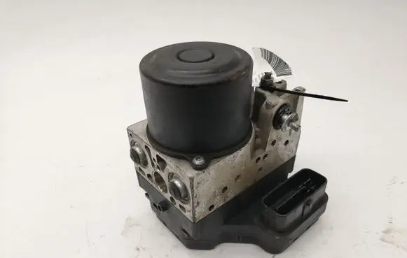 Toyota RAV 4 (XA20) ABS Pump