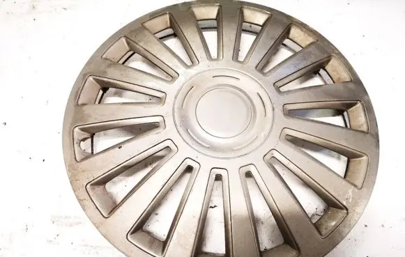 Opel Astra G R15 wheel hub/cap/trim 