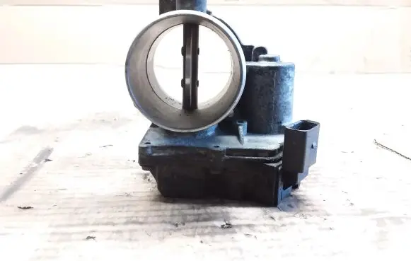 Ford Focus Throttle valve 7V2Q9E926AB