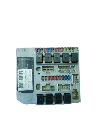 Nissan Navara D22 Fuse module 284B7EB311