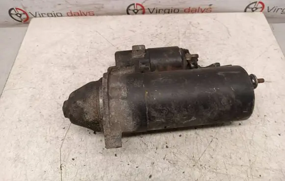 BMW 7 E38 Starter motor 0001110071