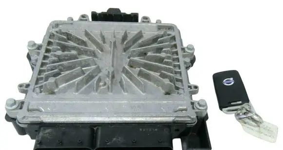Volvo XC60 Engine control unit/module 36001858
