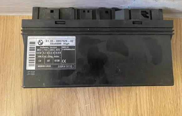 BMW 5 E60 E61 Comfort/convenience module 6135695752902 6957529 5WK49110