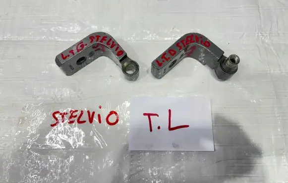 Alfa Romeo Stelvio Rear door hinge set 